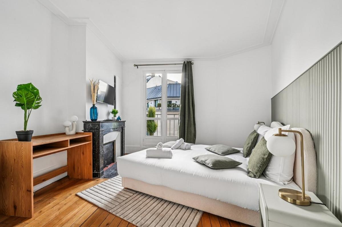 Apartment Close To Center I Eiffel Tower View *